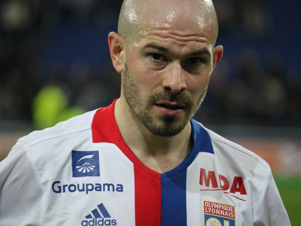 Christophe Jallet libéré par l'OL pour aller à Nice ?