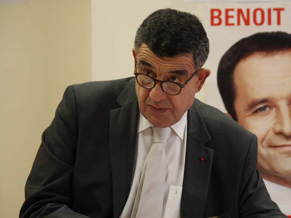 Neige à Lyon : "Il vaut mieux ne pas aller travailler plutôt que de bloquer toute la ville" pour Thierry Philip