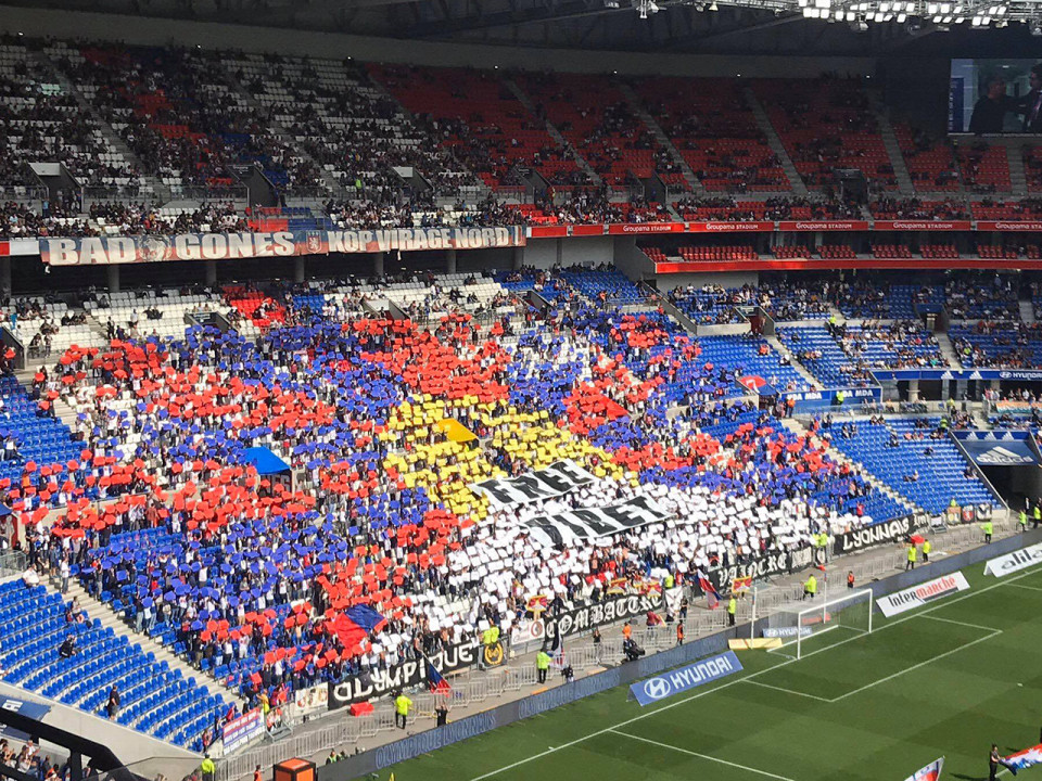 OL-Nantes : le tifo "Free Tibet" déployé par les Bad Gones
