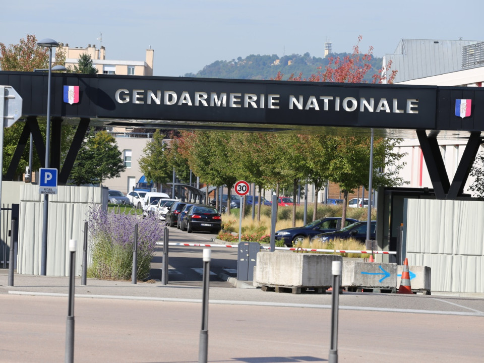 Un gendarme se suicide près de Lyon