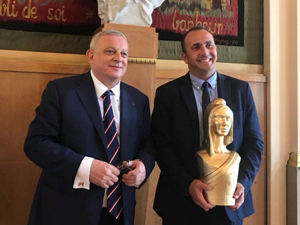 Le maire de Mornant récompensé d'une Marianne d'Or pour l'innovation dans les politiques publiques