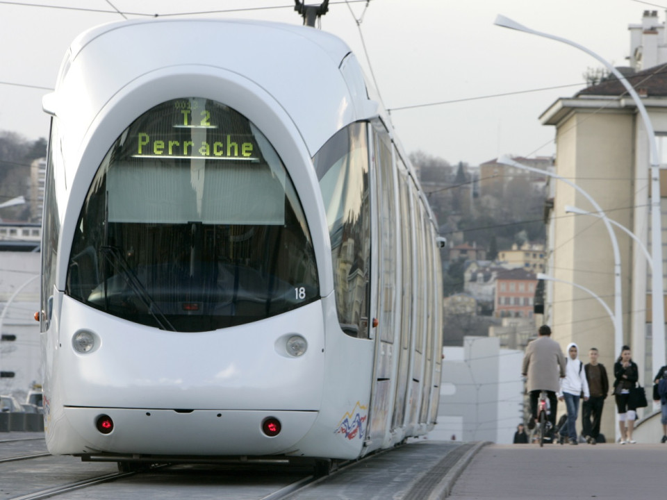 Lyon : le tramway T2 jusqu’à Confluence prévu pour fin 2020