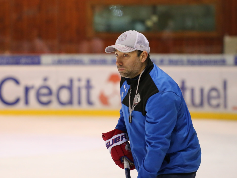 LHC : Eric Medeiros maintenu à son poste d'adjoint