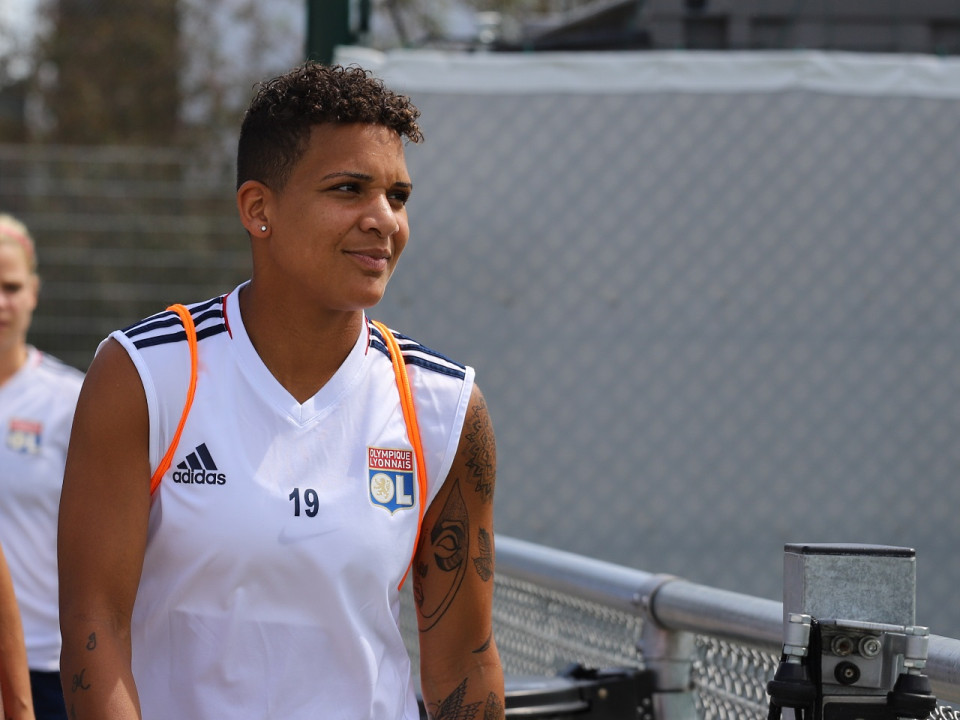 L’OL féminin étrille le PSG (5-0) et fonce vers un 13e titre consécutif