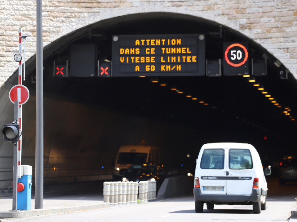 Pollution : le Conseil Municipal dit "non" à la fermeture du tunnel de la Croix-Rousse