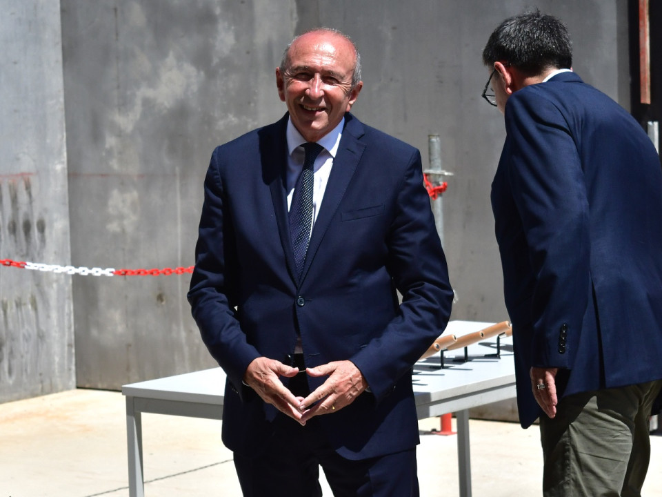 En programmant son retour à Lyon, Gérard Collomb estime avoir fait preuve d'honnêteté vis-à-vis des Français