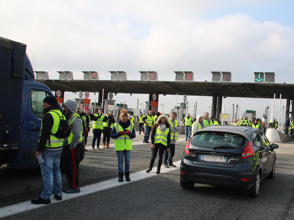Gilets jaunes : le péage de Villefranche sera bloqué chaque semaine
