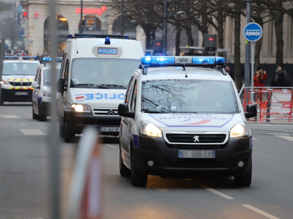 Saint-Priest : il affirme qu’il veut commettre un attentat puis déambule armé de couteaux