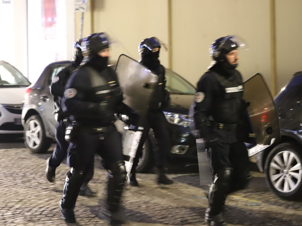 Victoire de l’Algérie à la CAN : deux policiers blessés et un caillasseur interpellé à Vénissieux