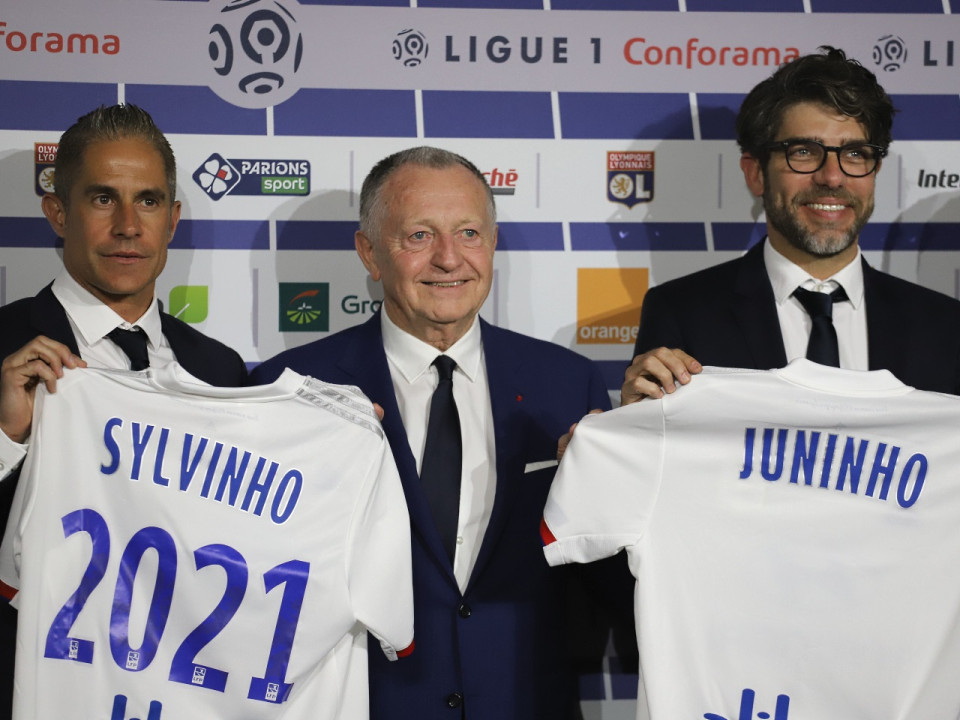 Quel visage pourrait adopter l'OL version Sylvinho-Juninho cet été ?