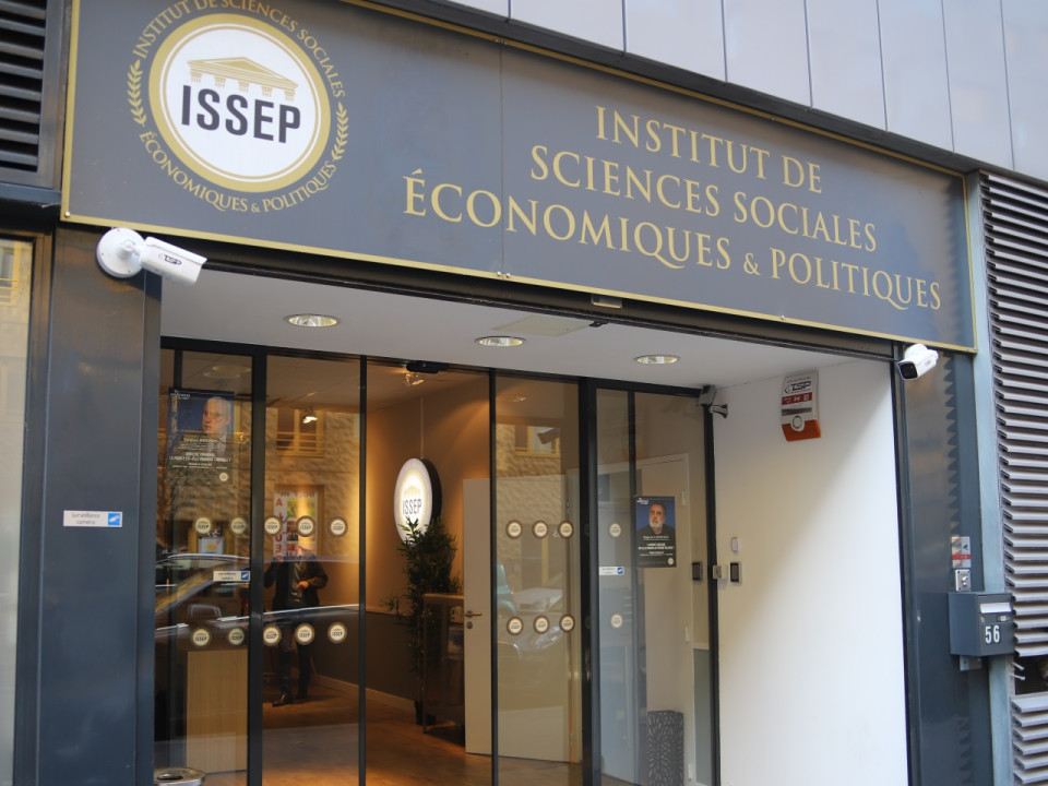 L’ancien prof de l’ISSEP à Lyon condamné pour avoir démembré une étudiante en Russie