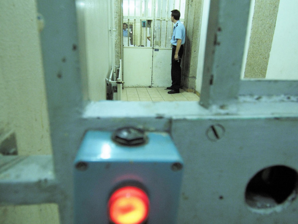 Villefranche : il tente de projeter des colis, il termine dans ladite prison