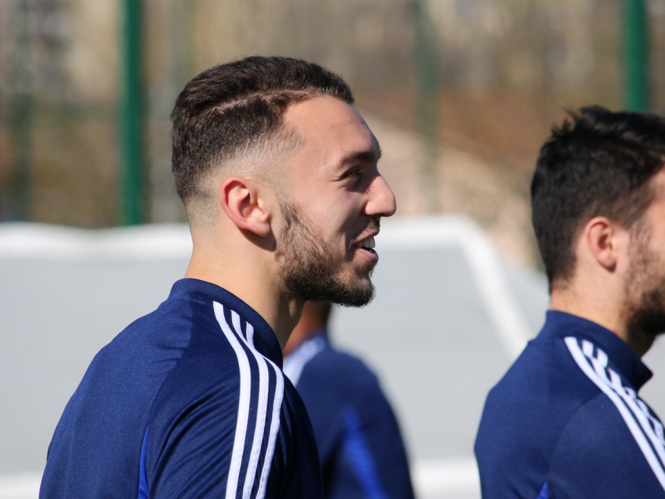 OL : un transfert sec d’Amine Gouiri vers Nice ?