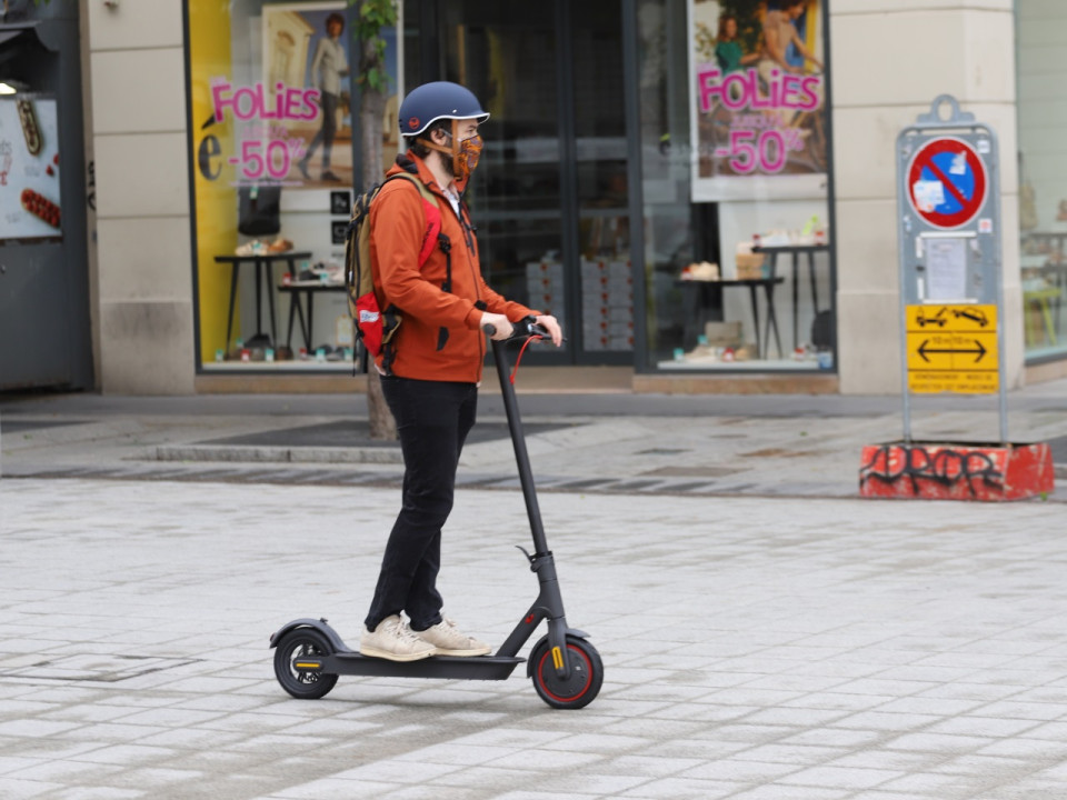 Appel &agrave; t&eacute;moins apr&egrave;s qu&rsquo;un homme en trottinette a &eacute;t&eacute; renvers&eacute; &agrave; Lyon