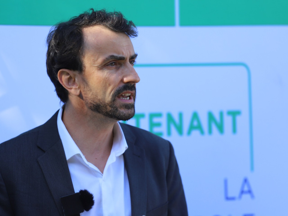 Violences du 14 juillet : le maire de Lyon réagit (enfin) sur Twitter