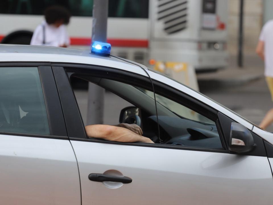 Villeurbanne : il tire sur une fille de 10 ans qui vient lui vendre un calendrier