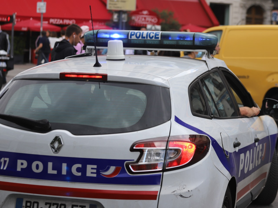 Près de Lyon : il part en Tunisie la voiture trop chargée, il est arrêté