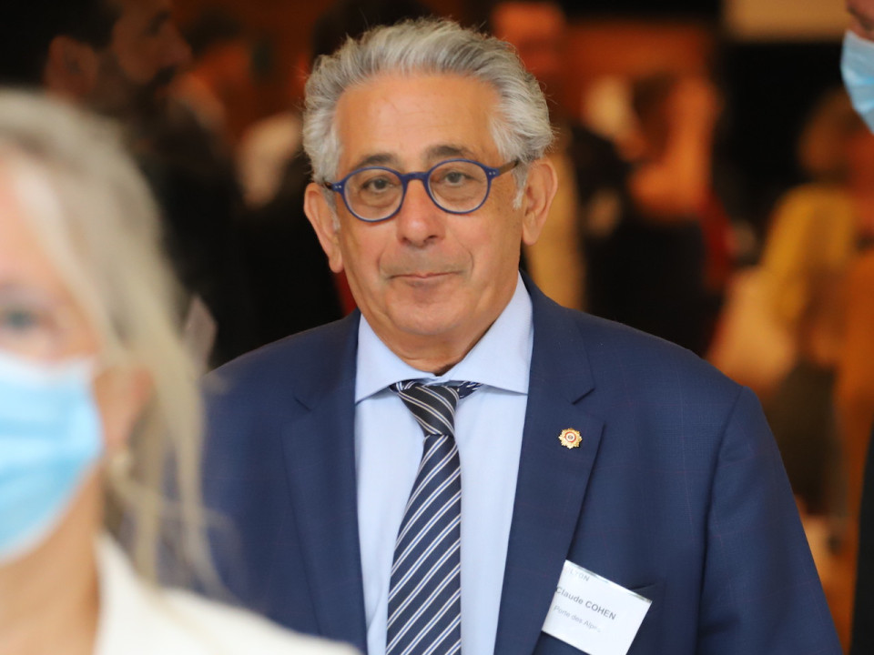 Coronavirus : le maire de Mions toujours hospitalisé, son 1er adjoint testé positif