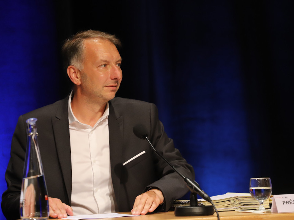 Vote de la hausse des indemnités à la Métropole de Lyon : "Cette décision ne devrait pas nous revenir"