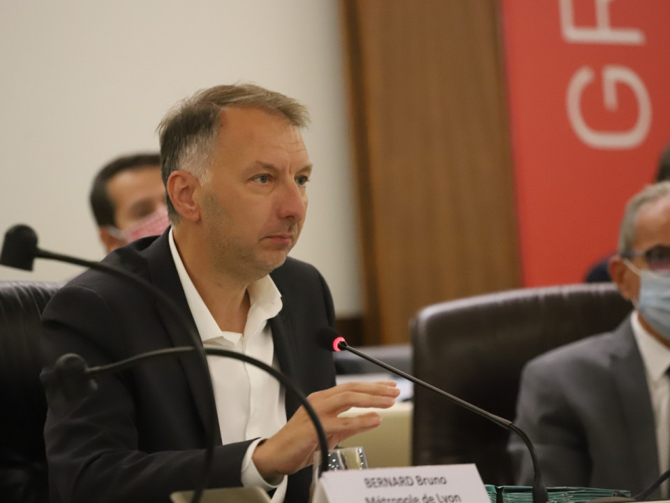 Reconfinement : le président de la Métropole de Lyon annonce des mesures d'urgence pour le 16 novembre