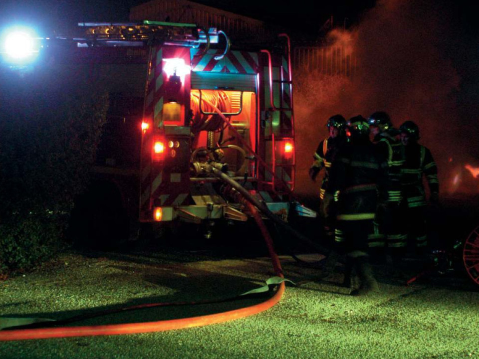 Près de Lyon : deux sœurs de 6 et 8 ans décèdent dans un terrible incendie