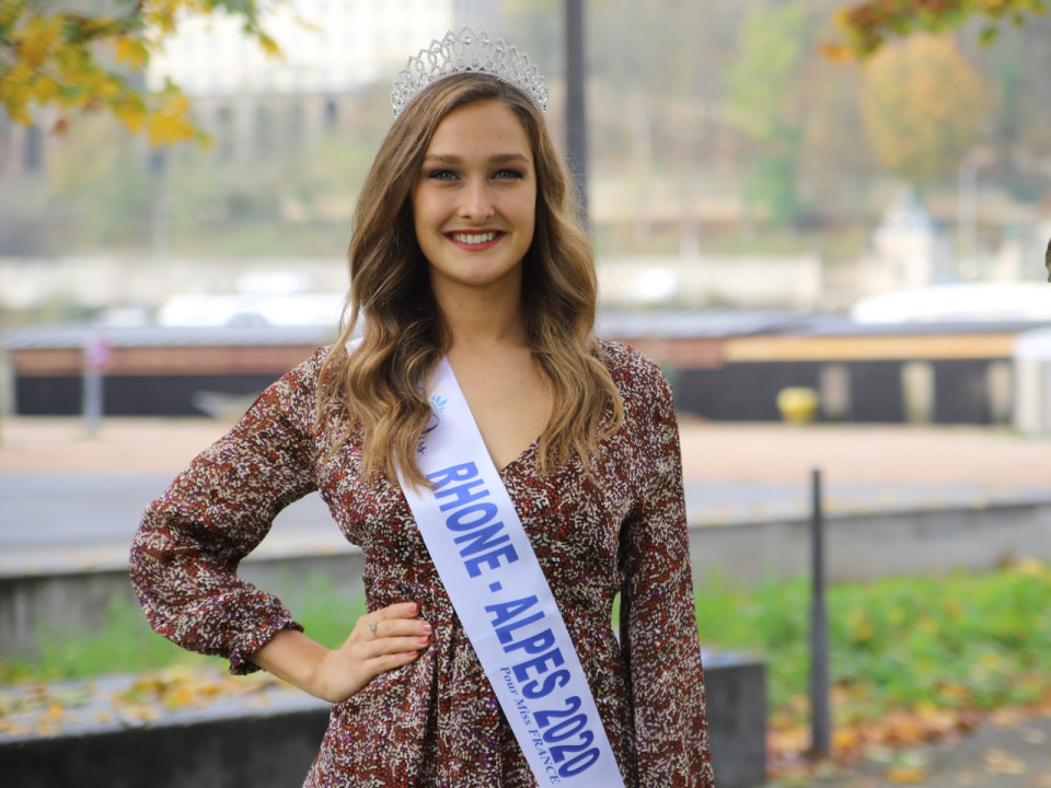 Miss France 2021 : Anaïs Roux, Miss Rhône-Alpes 2020, termine dans le top 15