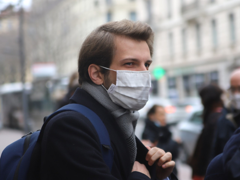 Piétonnisation de la Confluence : Valentin Lungenstrass (EELV) tacle le maire du 2e et son sondage