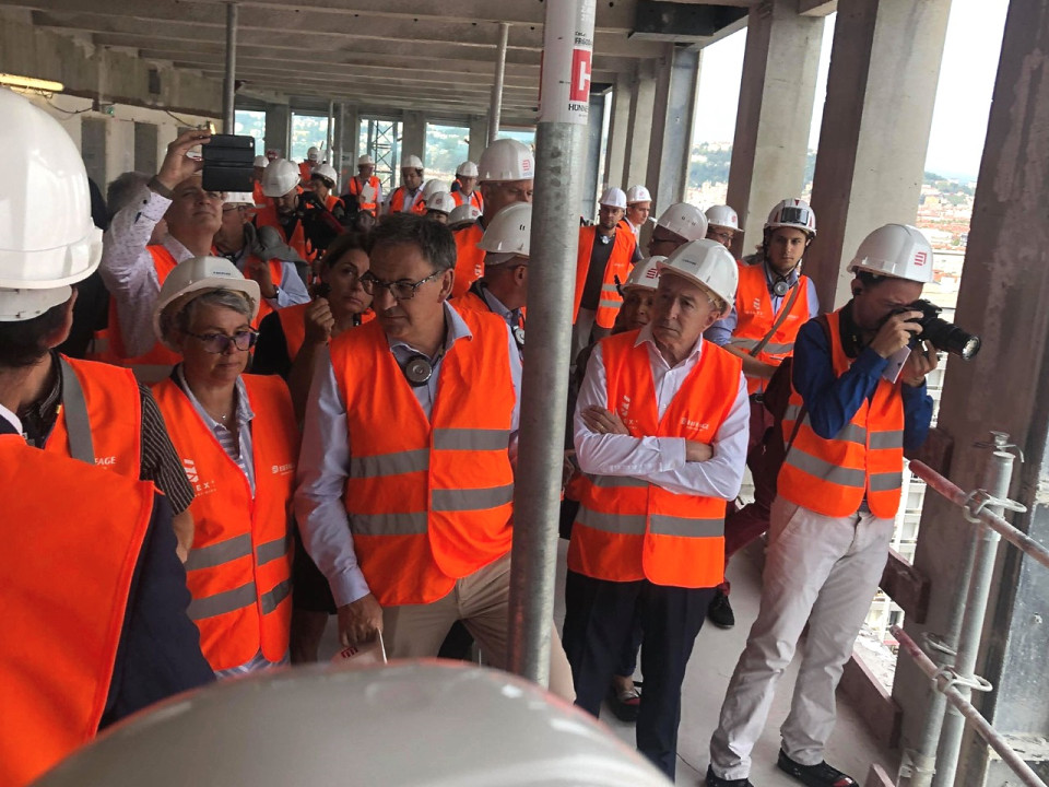 Rabibochés ? Collomb et Kimelfeld côte à côte à la visite de rentrée du maire de Lyon - VIDEO