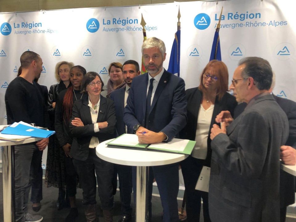 Laurent Wauquiez annonce 300 places d’hébergement pour protéger les femmes battues