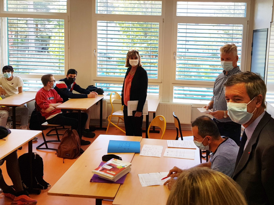 Lyon : le recteur Olivier Dugrip fait ses rentrées