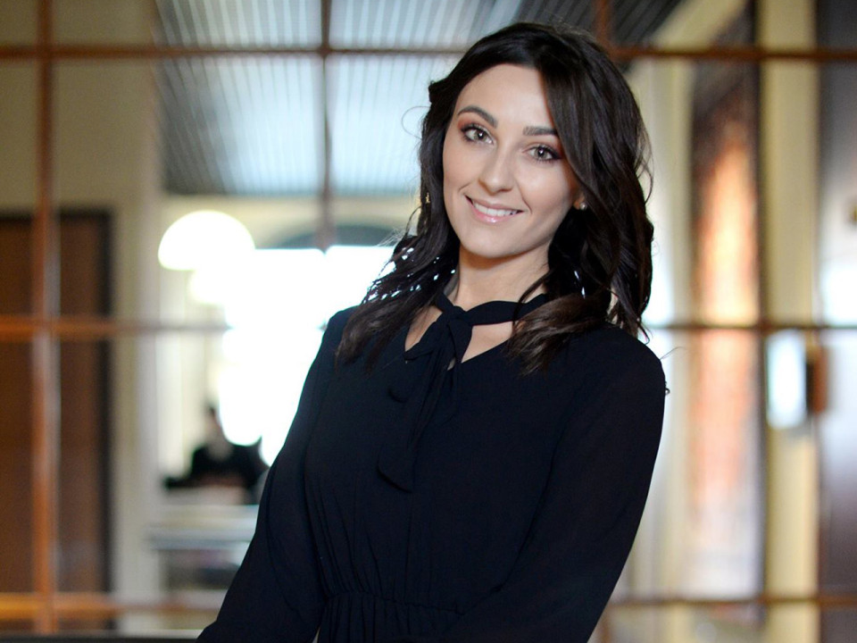 Alexandra Renoud élue Miss Elégance 2017