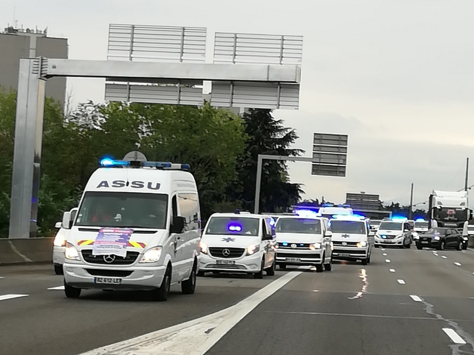 Opération escargot : 120 ambulances mobilisées, grosse pagaille sur les routes lyonnaises