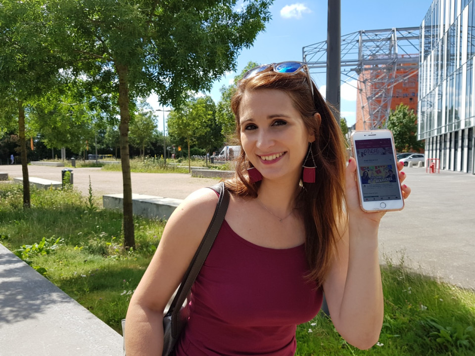 Angie Maman 2.0 : "Dédramatiser la vie de famille !" - [VIDÉO]