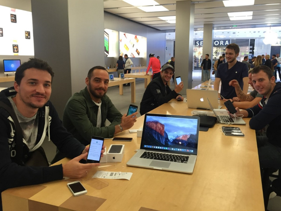 Les Lyonnais devront patienter pour acheter un iPhone 7 en magasin