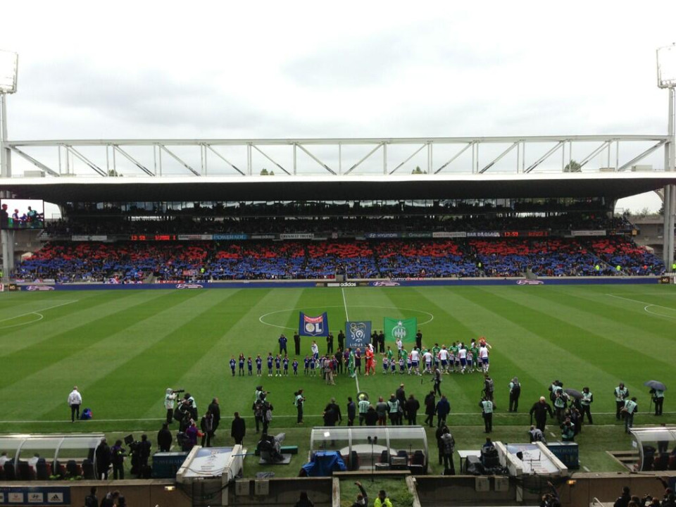 Derby OL-ASSE : cinq supporters en garde à vue