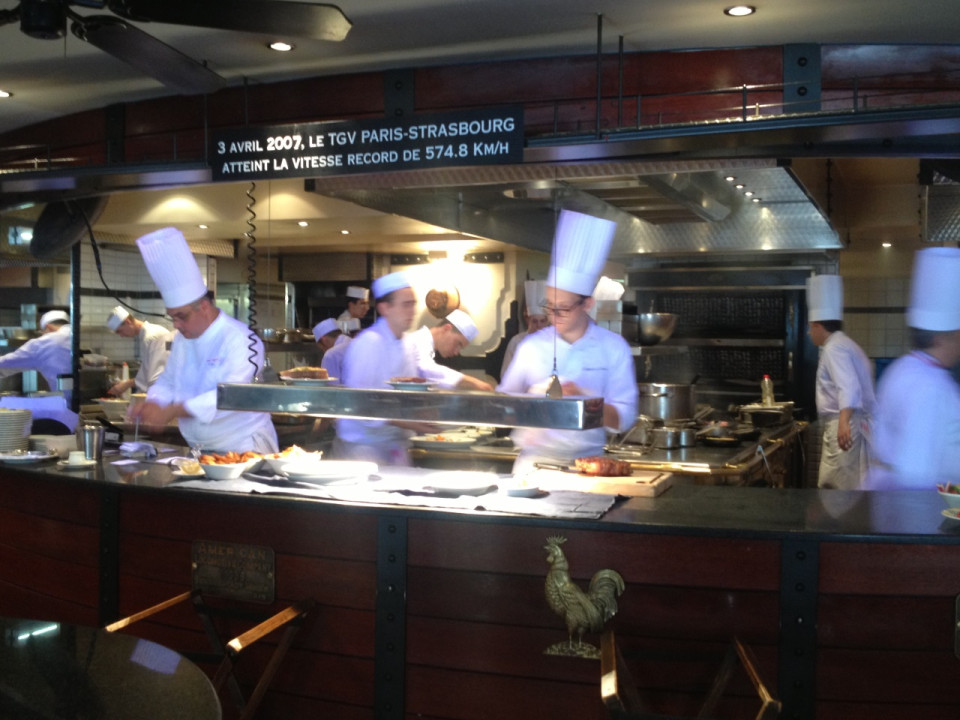Descendu à Lyon pour élever des moutons, il finit par braquer une brasserie Bocuse