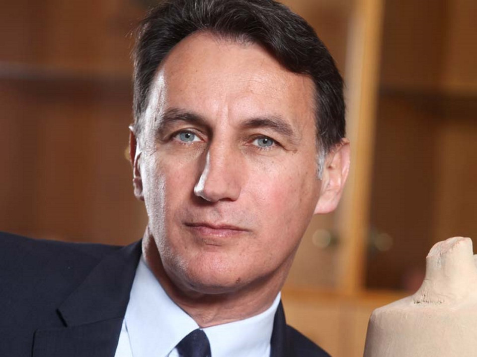 Groupe Maïa : Christophe Gruy fait son miel avec des produits de beauté