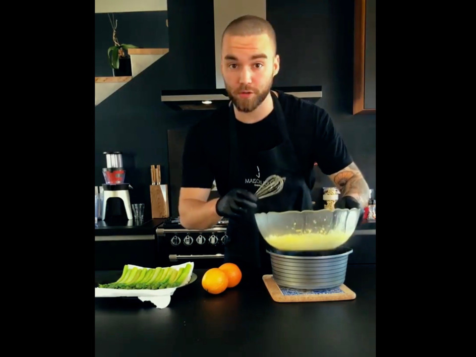 Lyon : chef désœuvré, il propose des recettes de cuisine durant le confinement