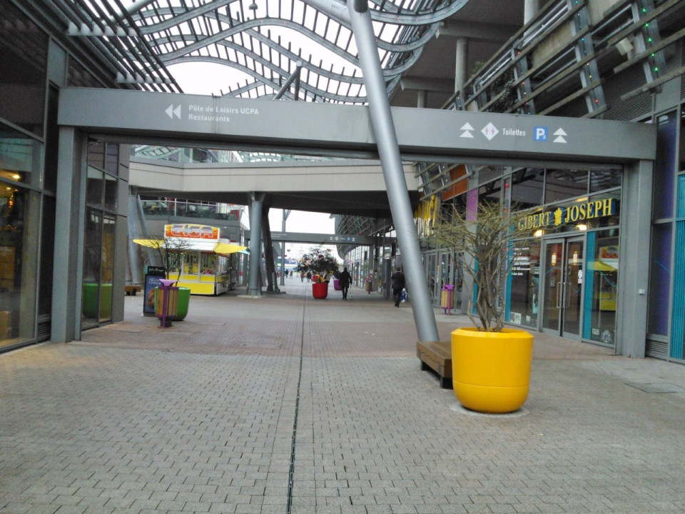 Carré de Soie : une boutique cambriolée à la voiture bélier