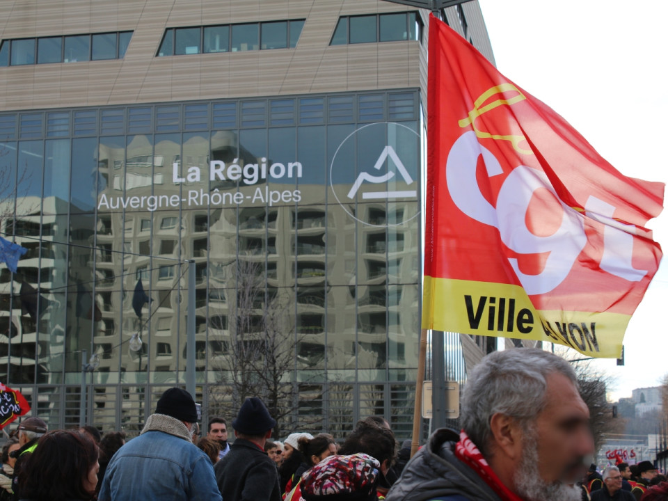 Lyon : entre 1 700 et 5 000 manifestants pour rallier l'Hôtel de Région