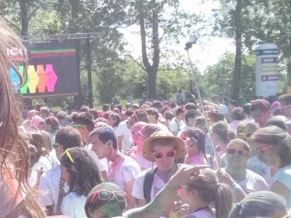 Color Me Rad : 20 000 participants arros&eacute;s de toutes les couleurs ! - VIDEO