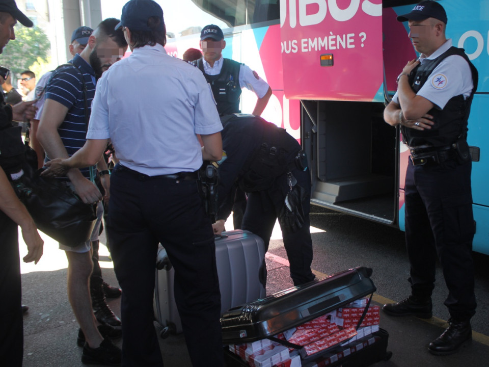 Une opération de contrôle ce mardi dans un bus arrivant à la gare Perrache