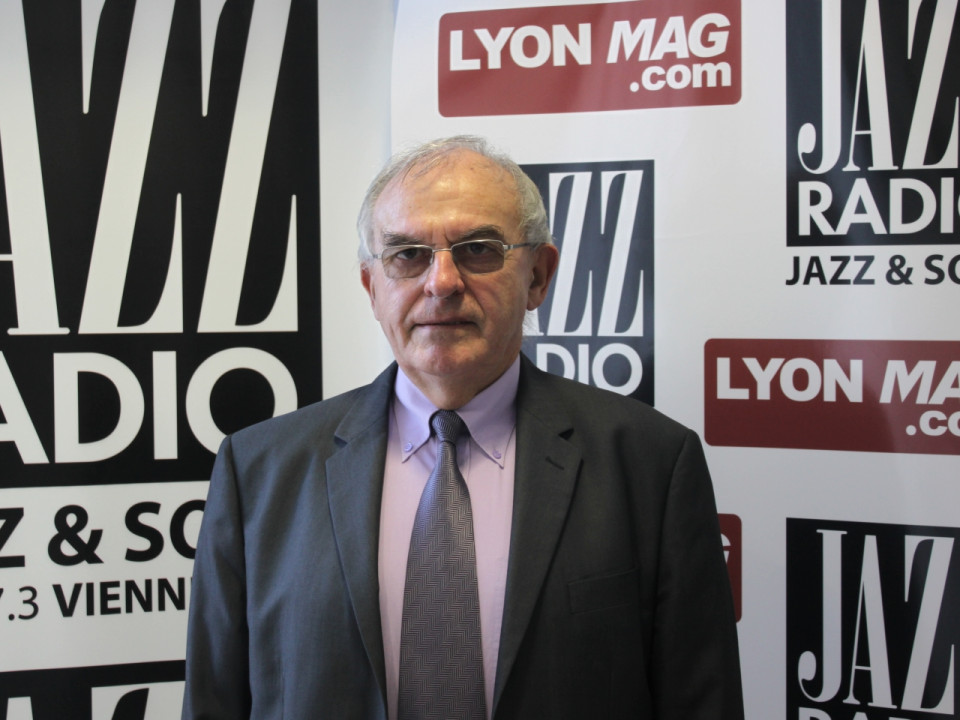 100 postes supprimés aux HCL en 2013 selon son directeur général Daniel Moinard