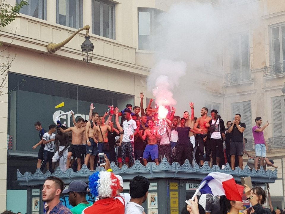 Finale de la Coupe du Monde à Lyon : "une improvisation dangereuse" de la mairie selon l'UNI