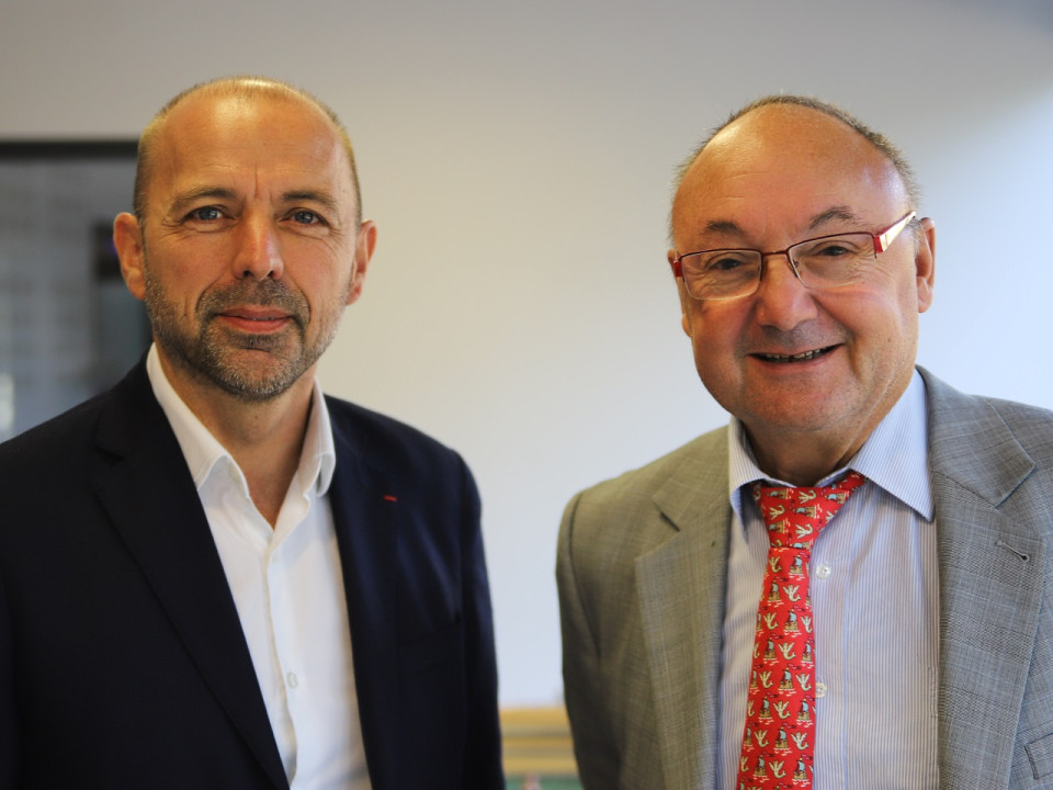 Jean-François Debat : "A Paris, on me parle des faits divers administratifs de Wauquiez"