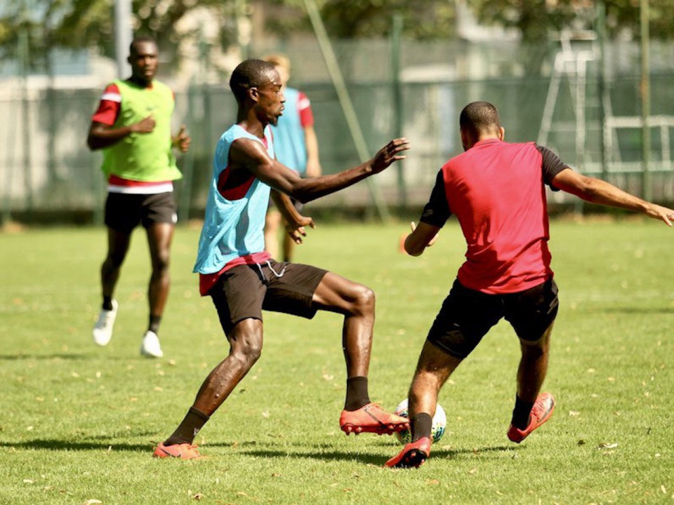 Lyon Duchère accueille Pau pour se racheter, le FCVB à Cholet
