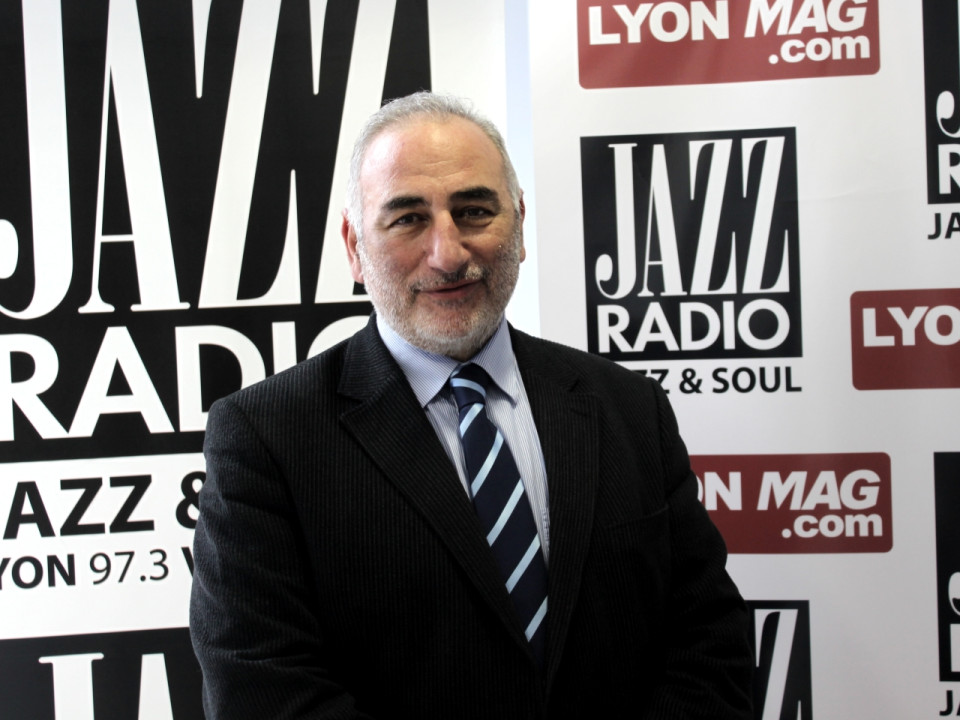 Georges Képénékian sur la Fête des Lumières : "il faudra pédaler pour avoir une surprise à Bellecour !"