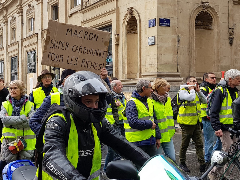 Gilets jaunes : une marche ce samedi à Lyon en hommage aux morts et aux blessés