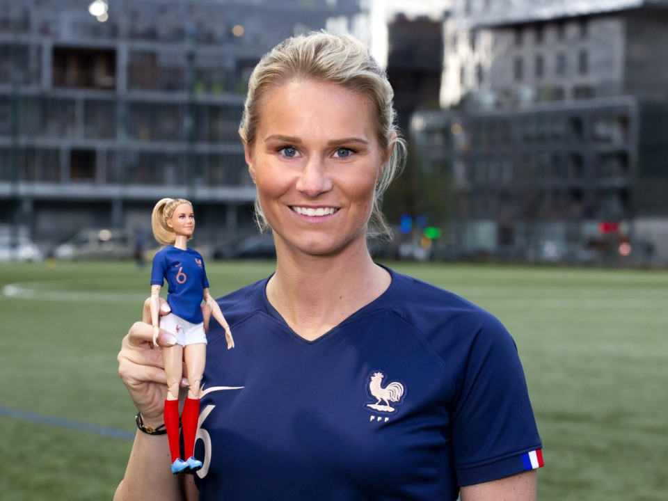 OL : Amandine Henry choisie comme nouvelle égérie Barbie !