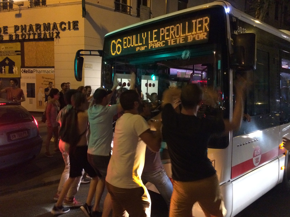 Avant la finale du Mondial, le tribunal de Lyon distribue des peines aux supporters trop excités